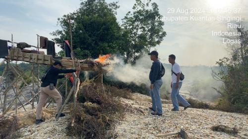 Polsek Singingi Lakukan Penertiban Penambangan Emas Tanpa Izin (PETI) di Desa Logas Hilir